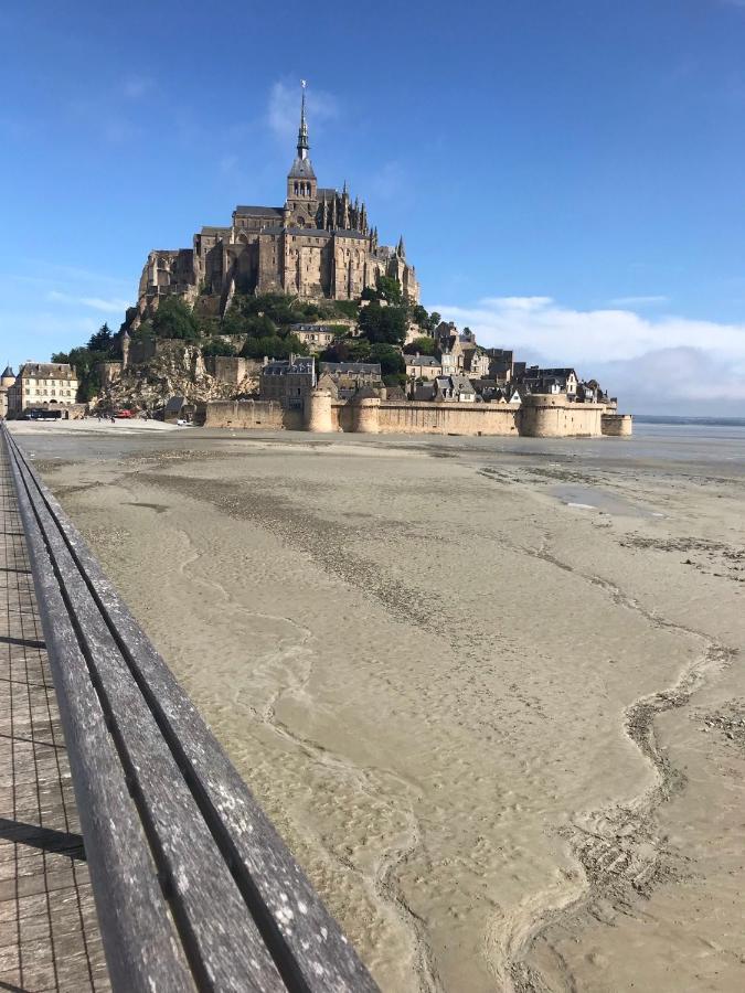 Saint-Martin-Landelles La Cahudiere מראה חיצוני תמונה